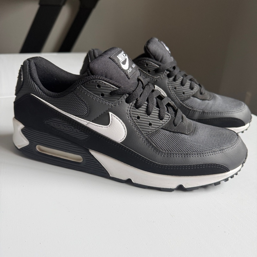 Nike Air Max 90